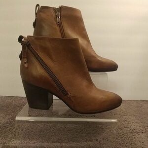 Steve Madden Jaydun Brown Boots.